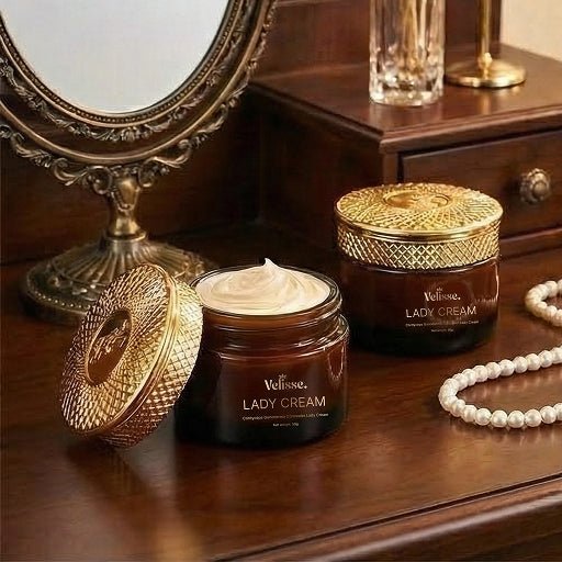 Cordyceps Ganoderma Concealer Lady Cream - Tone-Up Moisturizer with Natural Coverage (50 g) - Velisse -